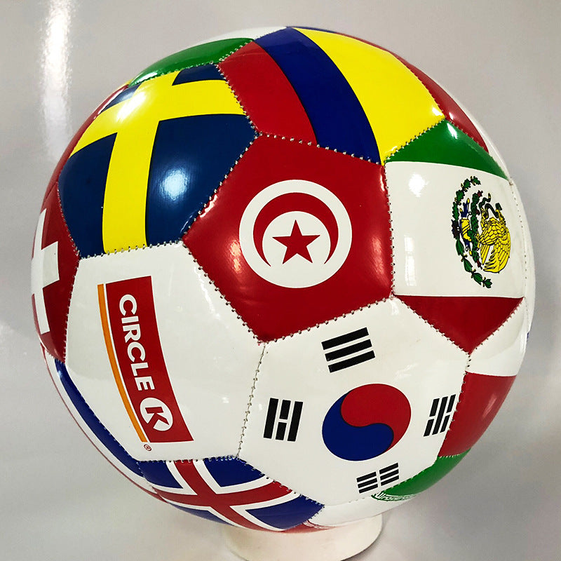 WILKYs0Flag training ball
 


 Suture method: hand sewing
 
 Features: anti-skid, wear-resistant, sweat-absorbing and firm
 
 Applicable venue: artificial lawn, natural lawn


 
 
 
 
 
