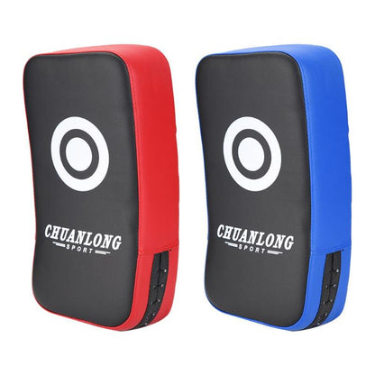 WILKYs0Adult Taekwondo Training Equipment Foot Target
 Features:
 
 Upgraded PU, tear resistance.
 
 Durable, wear-resistant and explosion-proof.
 
 
 Specification:
 
 Material: PU + thick lining
 
 Color: red/blue
 
