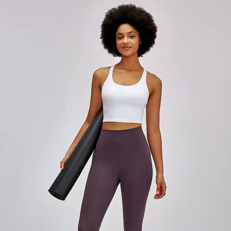 Ropa deportiva para correr y yoga.