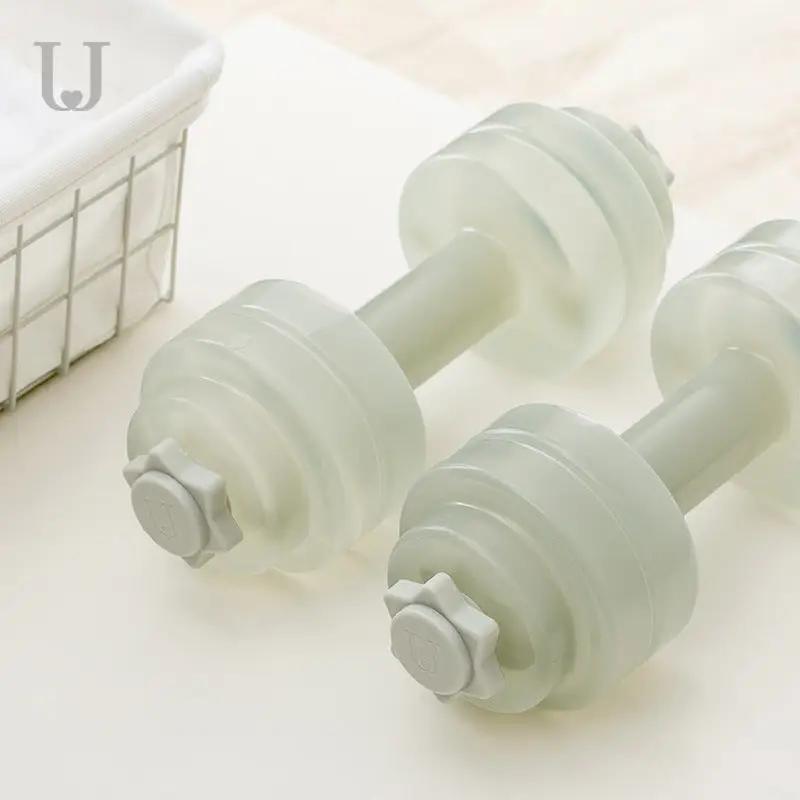 WILKYs0Fitness Water Dumbbell Home Fitness Water Injection
 Product information:
 


 Material: PP
 
 Specification: 26 (cm)
 
 Item No. :HO051
 
 Applicable scene: fitness equipment, fitness body


 


 Packing list :
 

D