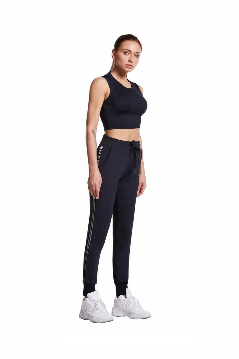 Fitness sports female yoga vest in black, suitable for yoga and fitness activities.