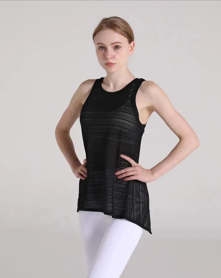 Women's quick-drying black yoga fitness vest for running and sports.