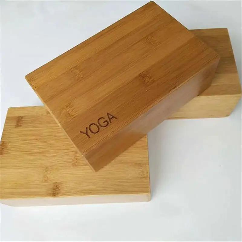 Bamboo and cork yoga bricks for fitness, size 23x15x7.6 cm.