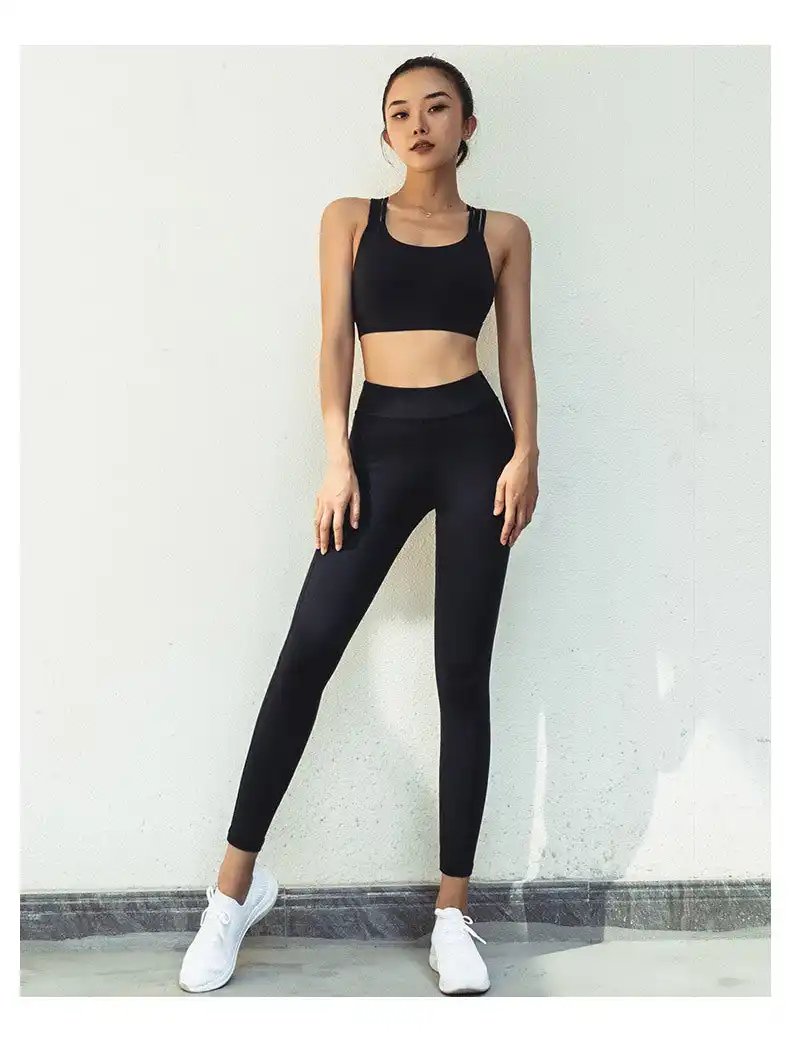 WILKYsYoga & Pilates LeggingsYoga pants running fitnessThese high waisted leggings are a must-have for any active wardrobe. Featuring a comfortable fit and sleek design, they provide the perfect amount of support for all