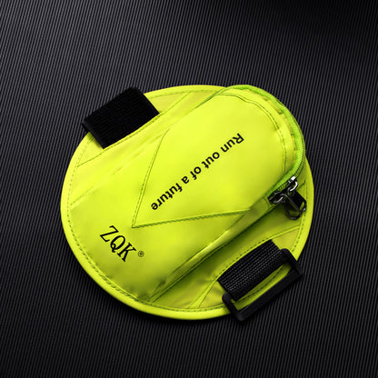WILKYs0Hot Sale Outdoor Sports Arm Bag Waterproof
 Specifiation  :
 


 Material: Reflective waterproof material
 
 Applicable gender: Neutral/male and female
 
 Pattern: Plain
 
 Applicable age: Adult
 
 Material: