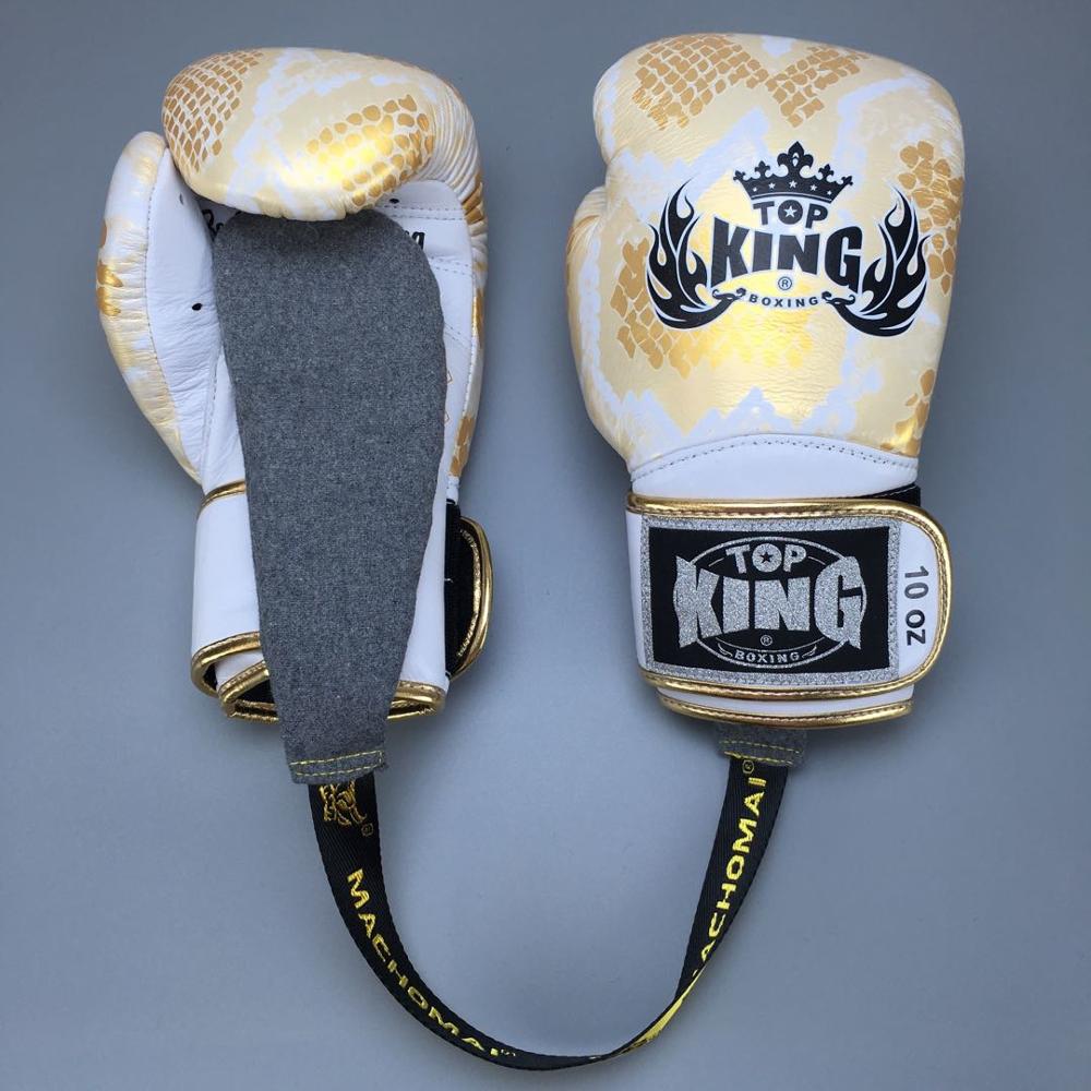 WILKYs0Boxing gloves moistureproof bag
 Suitable for: boxing gloves, goalkeeper gloves, hockey gloves, strike gloves, etc
 
 Structure: high grade flannelette / absorbent pad
 
 Smell: Rose / Ocean / Lav