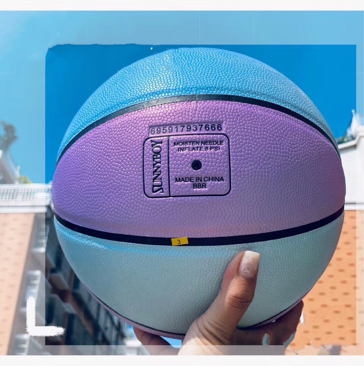 WILKYs0Chameleon smiley basketball
 Material: Rubber
 
 Applicable scenarios: running sports, fitness equipment
 
 Basketball size: No. 7 basketball (standard ball)
 
 
 
 
 
 
 
