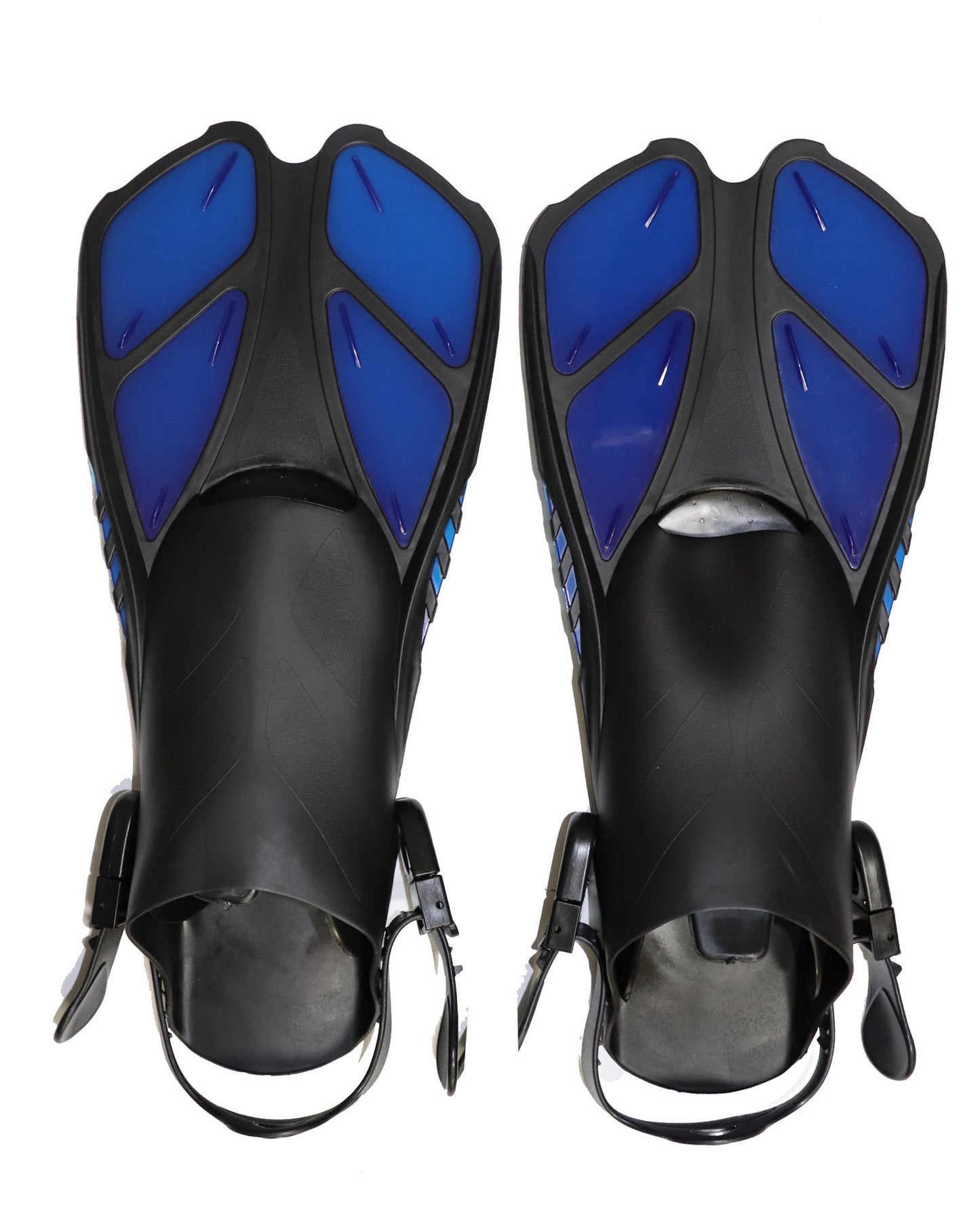 WILKYs0Diving training fins
 Material Silicone
 
 Color blue, black, red, pink
 
 Size S/M, L/XL
 
 Material: PP + TPR
 
 Comfortable foot pockets: Soft and comfortable foot pockets made of TP