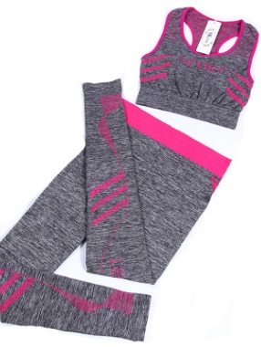 Sports Yoga Fitness Set in gray and pink, featuring a top and leggings.