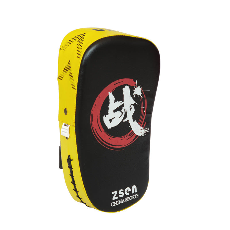 WILKYs0Taekwondo big foot target
 Type: Classification sandbag
 
 Material: Fiber leather
 
 Applicable scene: fitness equipment
 
 Specifications: Length 35 cm, Width 20 cm, Thickness 11 cm
 
 
 
