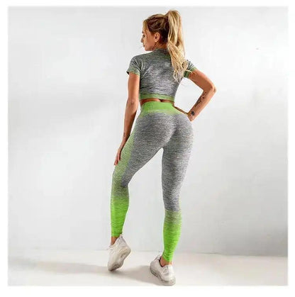 Elastic fitness sports yoga clothes, quick-drying striped T-shirt and leggings in green, made of nylon, size S.