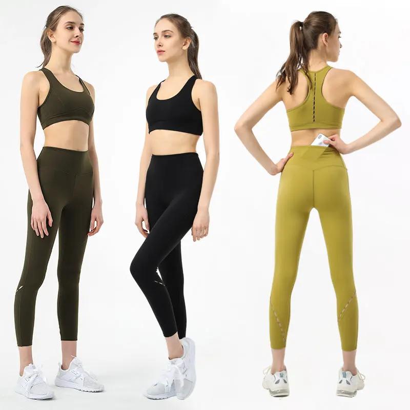 WILKYs0Beauty back fitness yoga set
 
 Main fabric composition: nylon  
 
 


 
 
  size
 S 
 M 
 L 
  XL
 
 
  bust
  31
  33
  35
  37
 
 
  length
  31
  32.5
  34
  35.5
 
 
  hem
  29
  31
  33
 