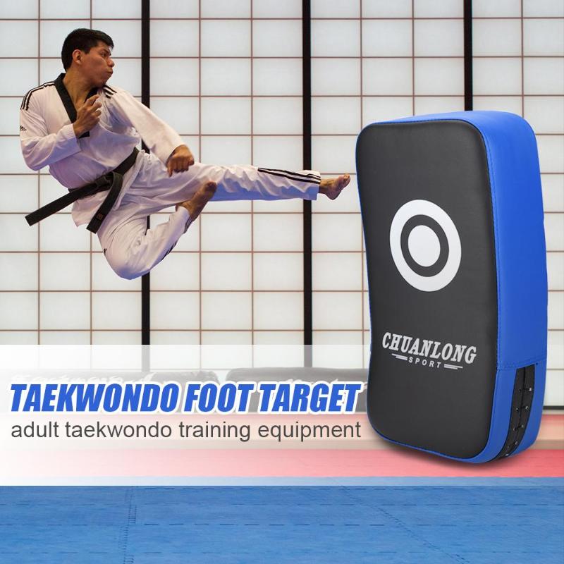 WILKYs0Adult Taekwondo Training Equipment Foot Target
 Features:
 
 Upgraded PU, tear resistance.
 
 Durable, wear-resistant and explosion-proof.
 
 
 Specification:
 
 Material: PU + thick lining
 
 Color: red/blue
 
