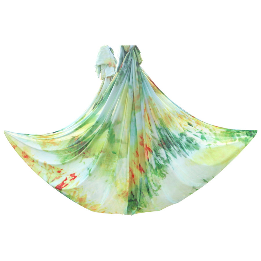 WILKYs0Home Color Gradient Aerial Yoga Hammock Fabric
 Product information:
 


 Fabric: High Density Nylon, good quality, comfortable and stretchy, perfect for yoga hammock swings.
 
 Size: 5m (5M x 2.8M). If you need