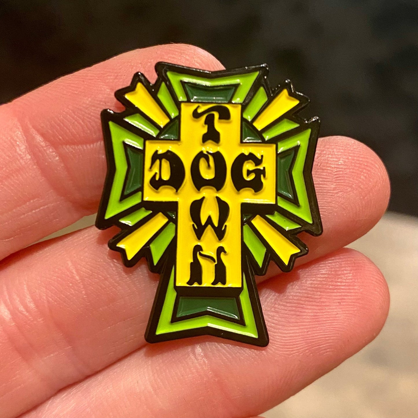 DOGTOWN/Suicidal Pins - WILKYs