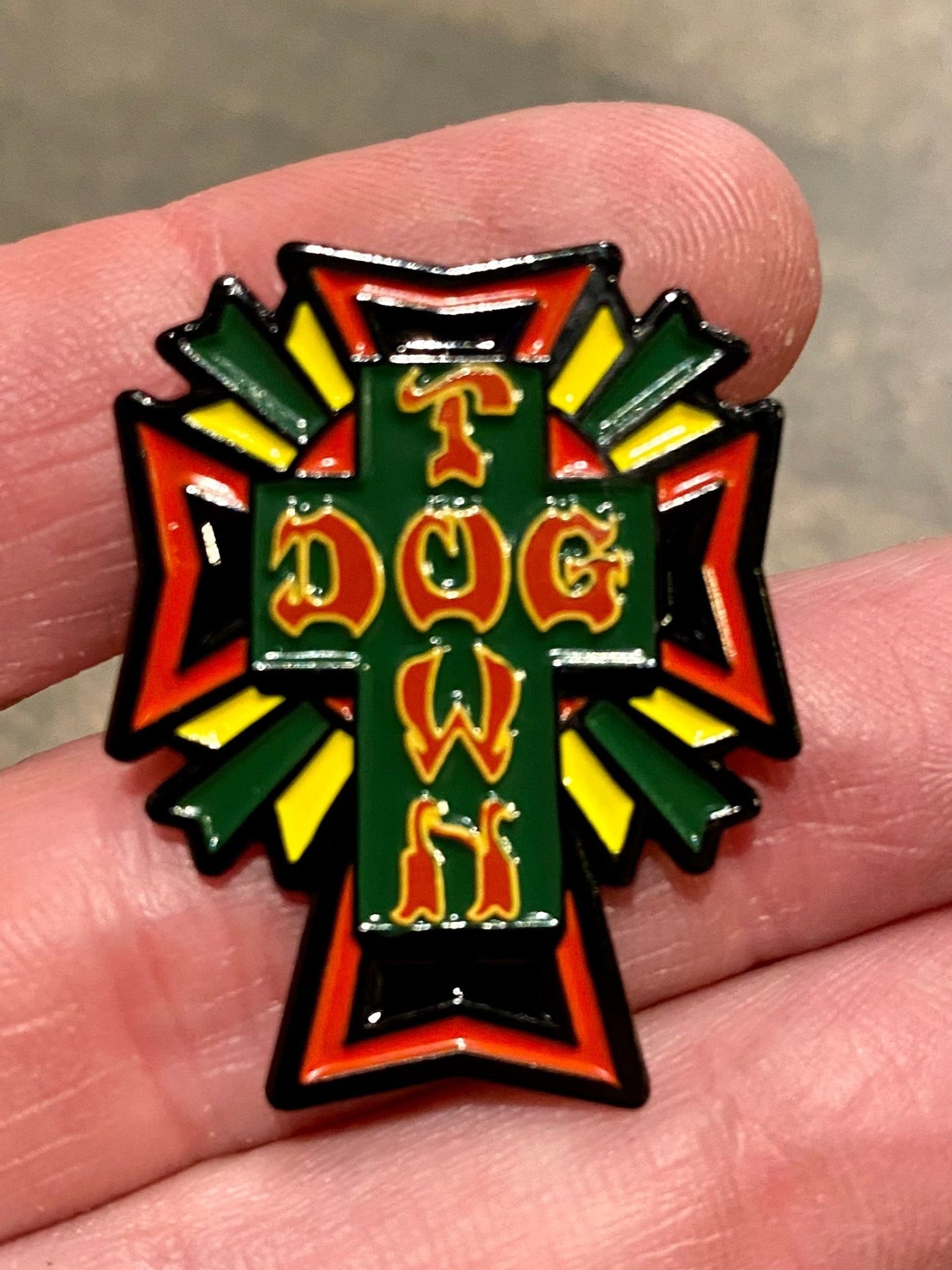 DOGTOWN/Suicidal Pins - WILKYs