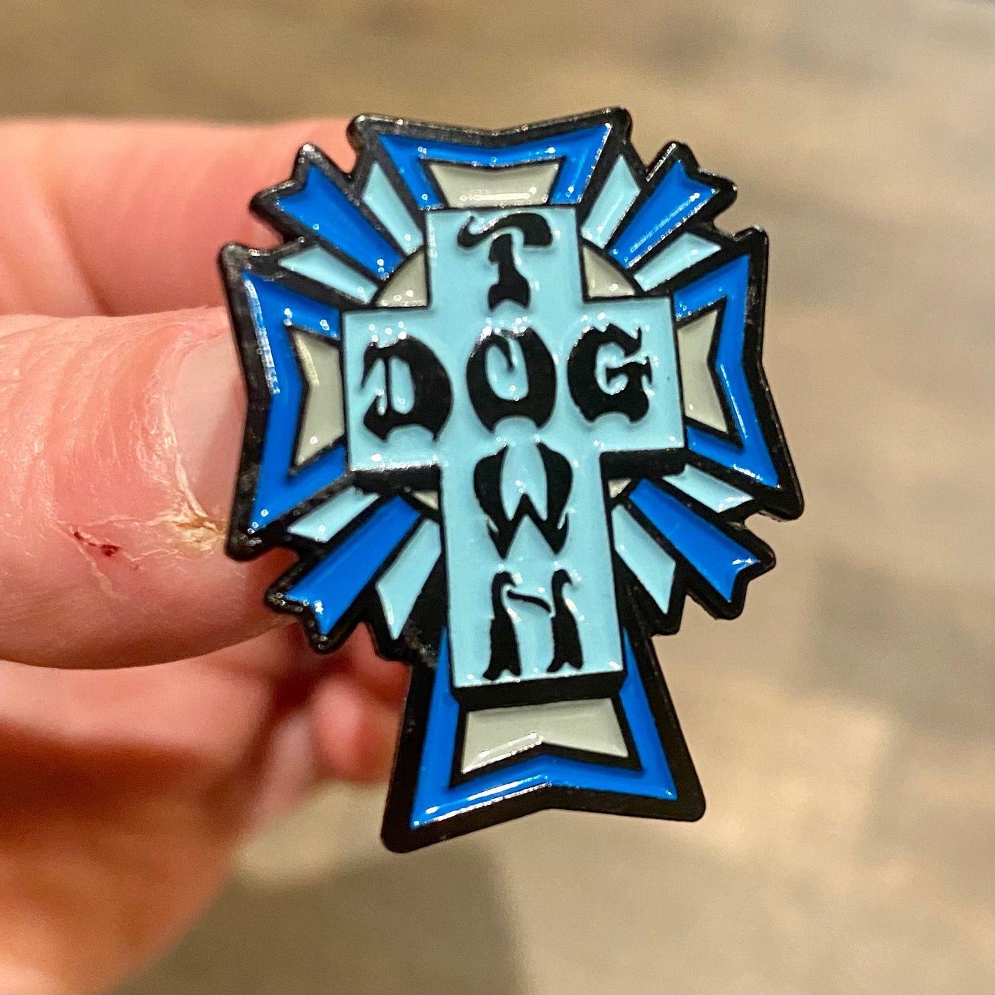 DOGTOWN/Suicidal Pins - WILKYs