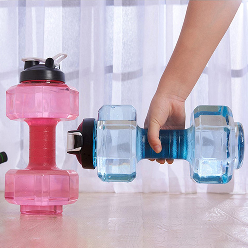 WILKYs0Portable Men And Women Water Injection Dumbbells
 Product information:
 
 Material: Food grade PETG


 Color: red, blue, black
 
 Capacity: 550ml product
 
 Weight: about 295g
 
 Size: 30*15cm


 


 Packing list: