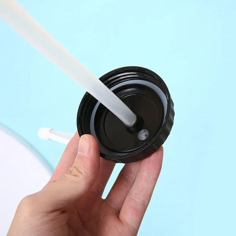 Free 1000ML Ice Hockey Water Bottle Portable Large Capacity Football Lacrosse Bottle Classic Extended Tip Design Sports Gear - WILKYs