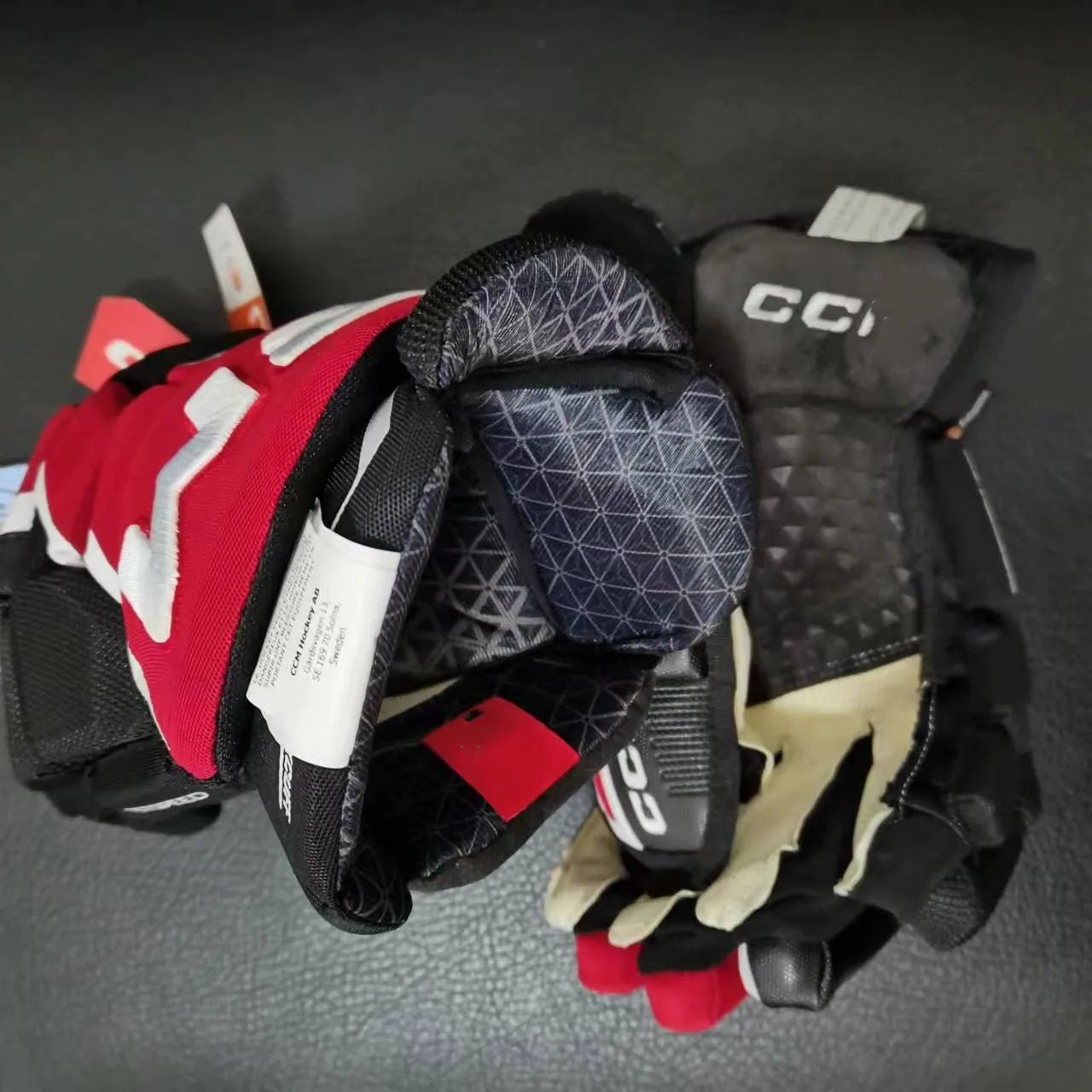 FT6 PRO Glove For Hockey Sticks Player Size 13 14" Senior Black Red Outdoor Rollor Hockey Training Gloves - WILKYs