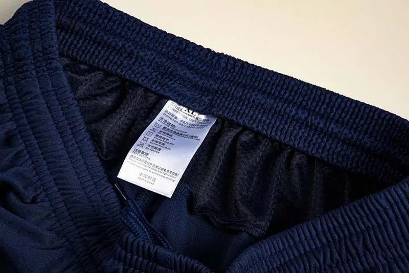 Kids Football Jersey Personalized Custom Boy Soccer Jersey Set Polyester Soccer Uniform Breathable Football Uniform For Children - WILKYs