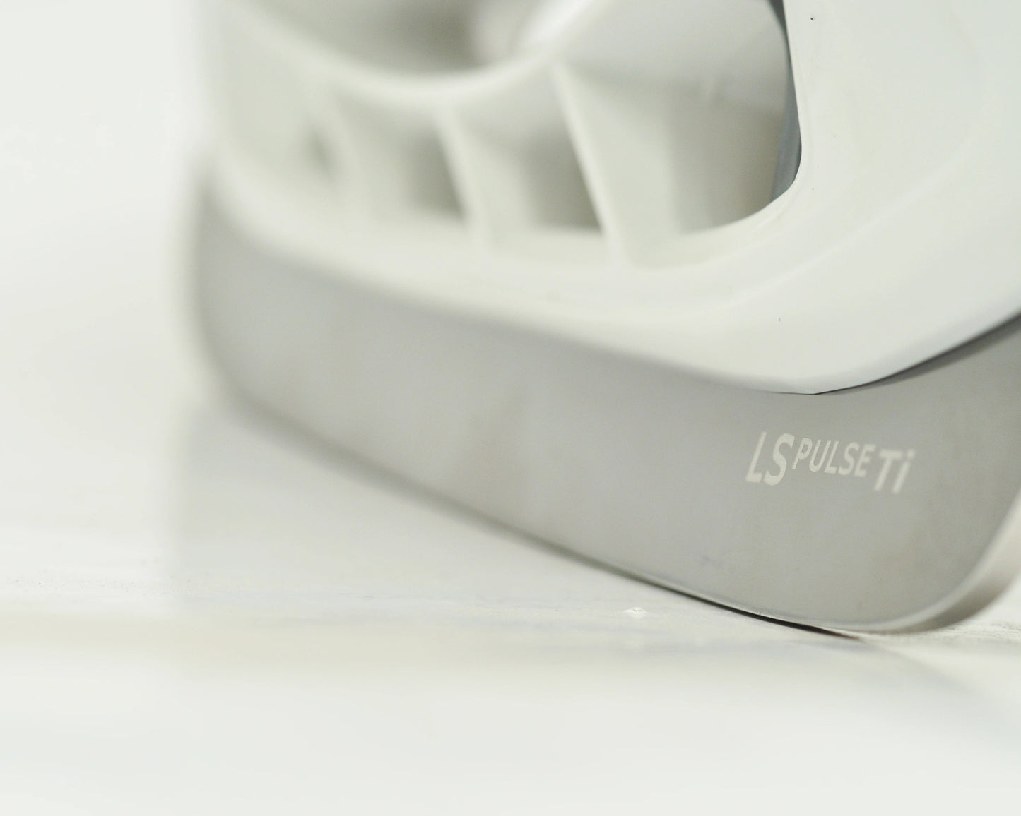 Thermalform Heat Molding hockey Skate Curv Composite Steel Blade Real Ice Hockey Carbon Fiber Customizable Performance Fit Light - WILKYs