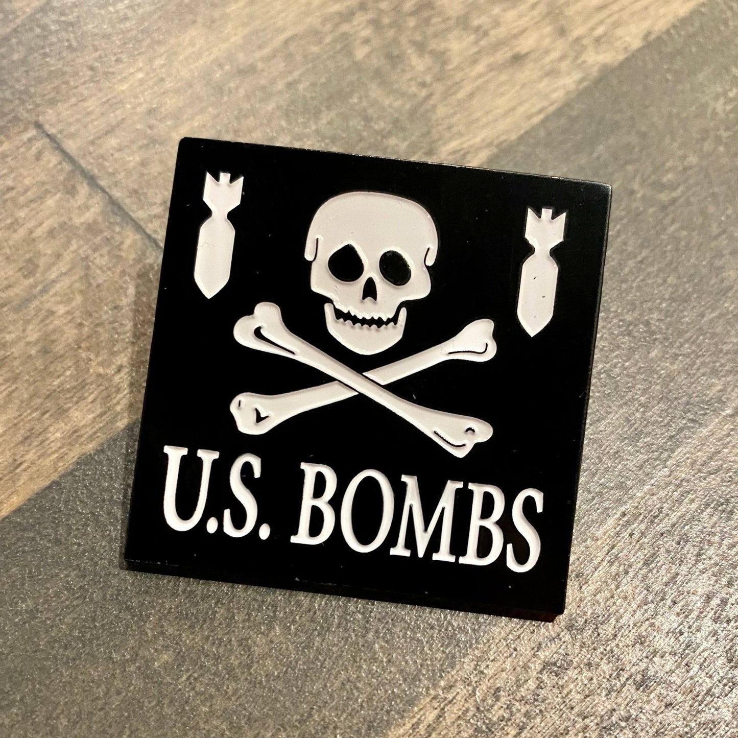 US BOMBS Pins - WILKYs
