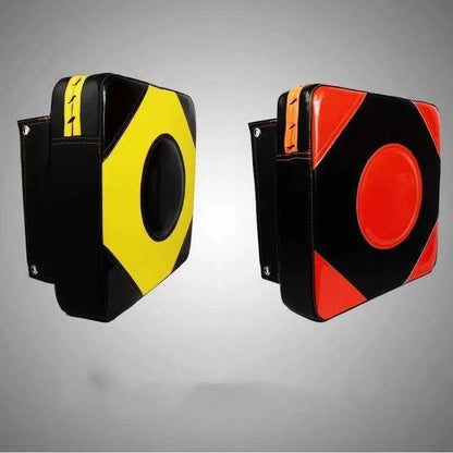 Wall hanging Thai boxing sandbag - WILKYs